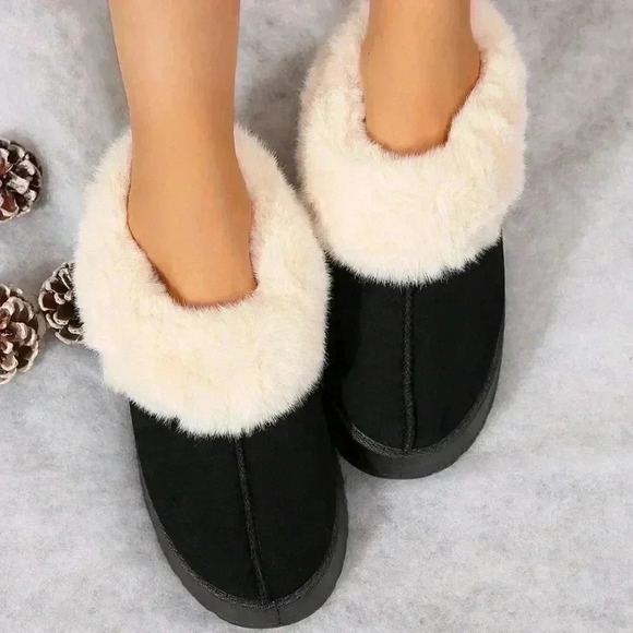 Black Casual Women's Suede Shearling Ankle Moccasins - Picture 5 of 9